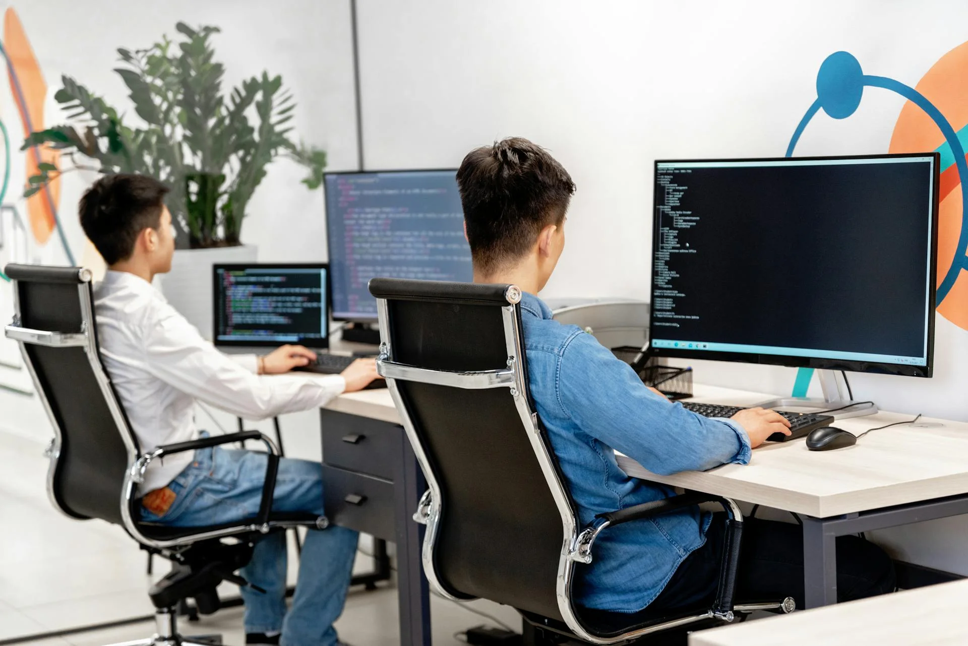 UK IT support helpdesk team at work