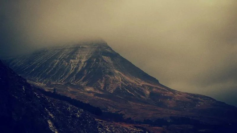 Switching mobile network provider using a STAC code